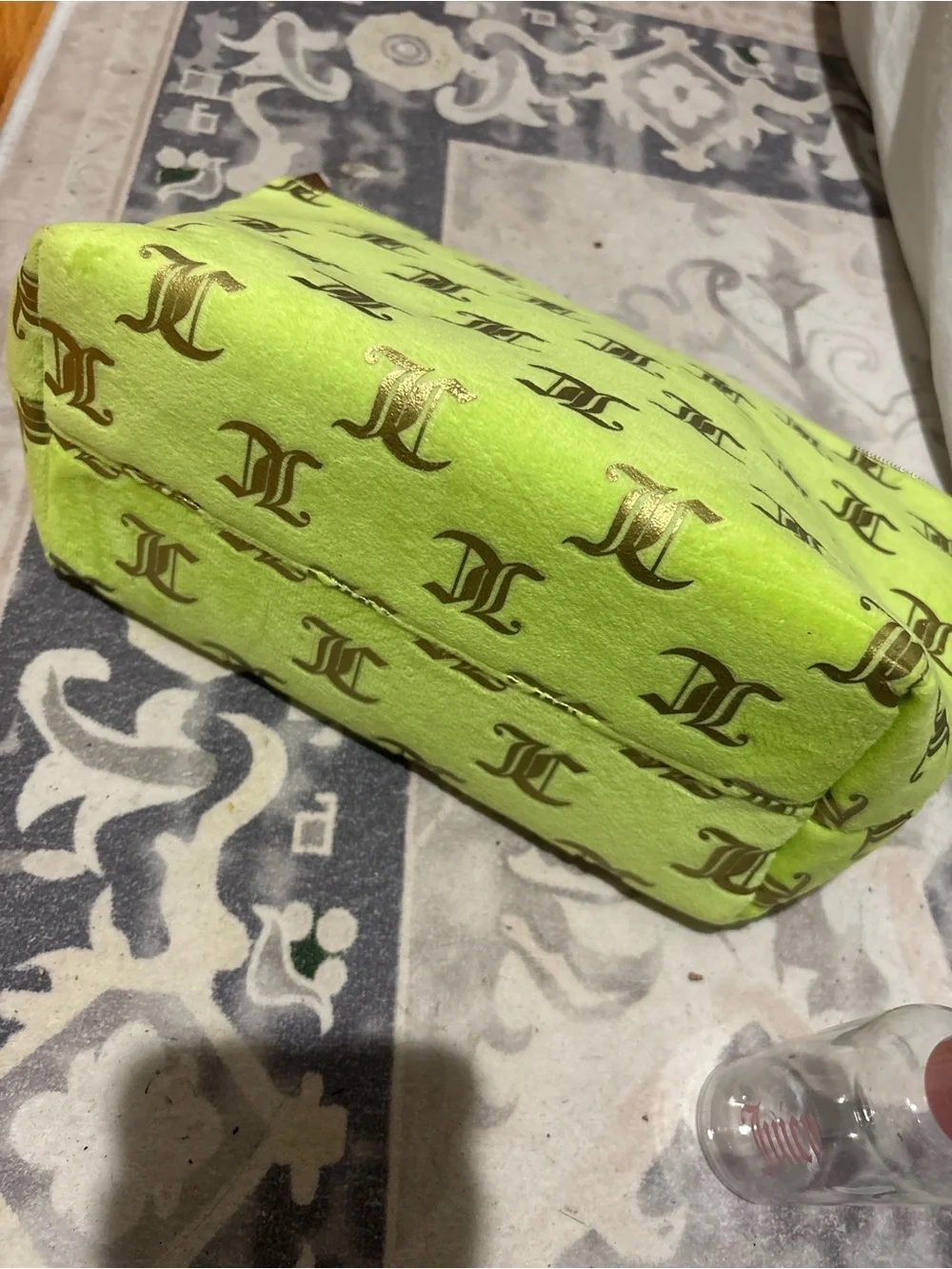 Juicy Couture Lime Green Velvet Cosmetic Bag w/ Pink Interior + Travel Bottle - Picture 3 of 5